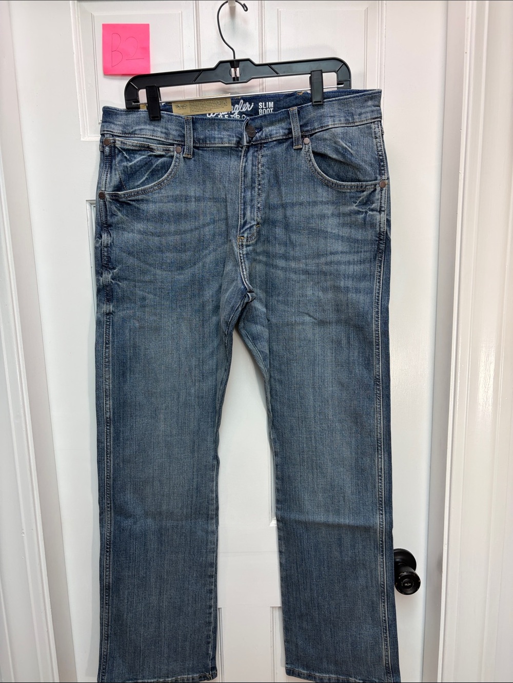 Lee Men’s Slim Straight Jeans in Washed Blue Denim
